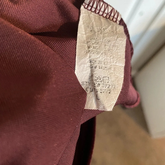 Olive Tree Velvet Burgundy Vneck Lace Camisole - Picture 4 of 4